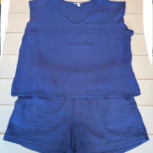 THREE DOTS Blue Textured Sleeveless Top and Shorts Set